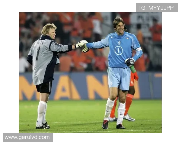 荷兰足球新星崛起：现代足球战术中的关键角色与未来潜力